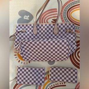 White checkered tote